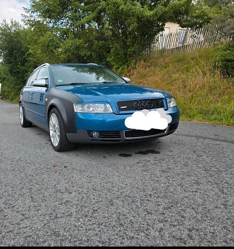 Blau Gebraucht 2002 Audi A4 S-Line Kombi | 2.000 € (Superpreis) - Bild 1/4
