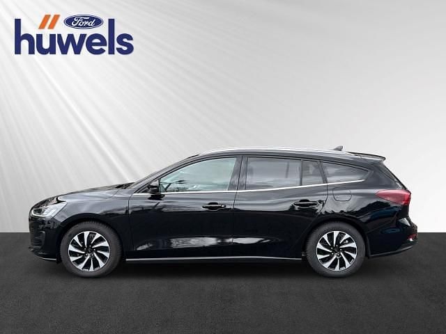 Gebraucht Ford Focus Titanium 125 PS (91 kW) 2024 Schwarz Kombi