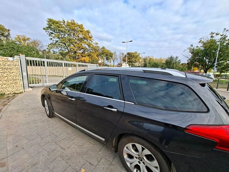 Schwarz Gebraucht 2011 Citroën C5 Kombi | 3.500 € (Guter Preis) - Bild 1/4