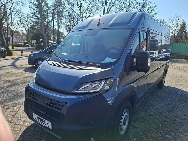 Neu Fiat Ducato 140 PS (102 kW) 2025 Grau Van