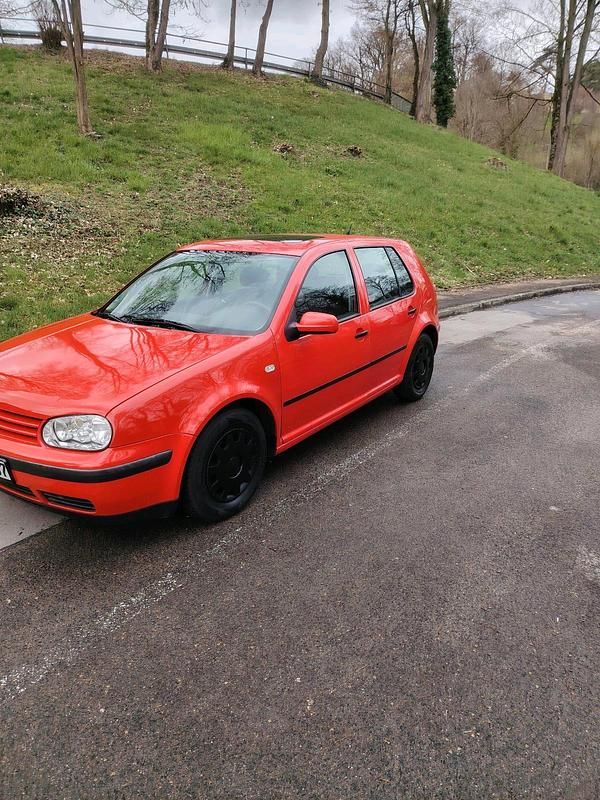 Gebraucht VW Golf IV 75 PS (55 kW) 1998 Rot Kleinwagen