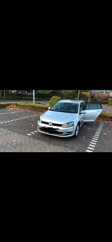 Grau Gebraucht 2015 VW Golf VII Kombi | 8.500 € (Fairer Preis) - Bild 1/4
