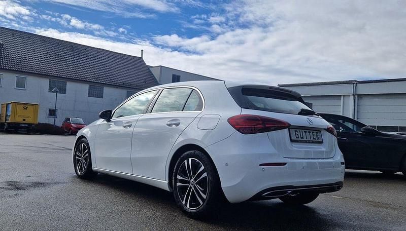 Gebraucht Mercedes A180 Progressive 136 PS (100 kW) 2024 Weiß Limousine