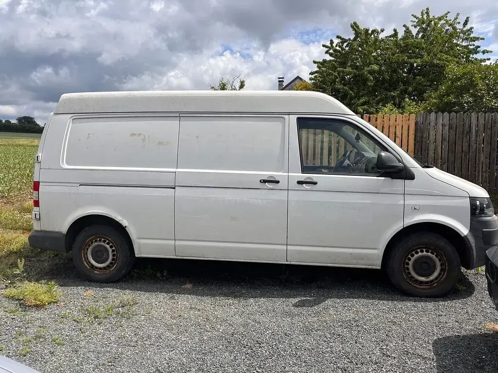 Gebraucht VW Transporter 102 PS (75 kW) 2011 Weiß Van