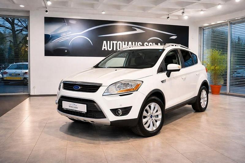 Gebraucht Ford Kuga Titanium 163 PS (119 kW) 2010 Weiß SUV