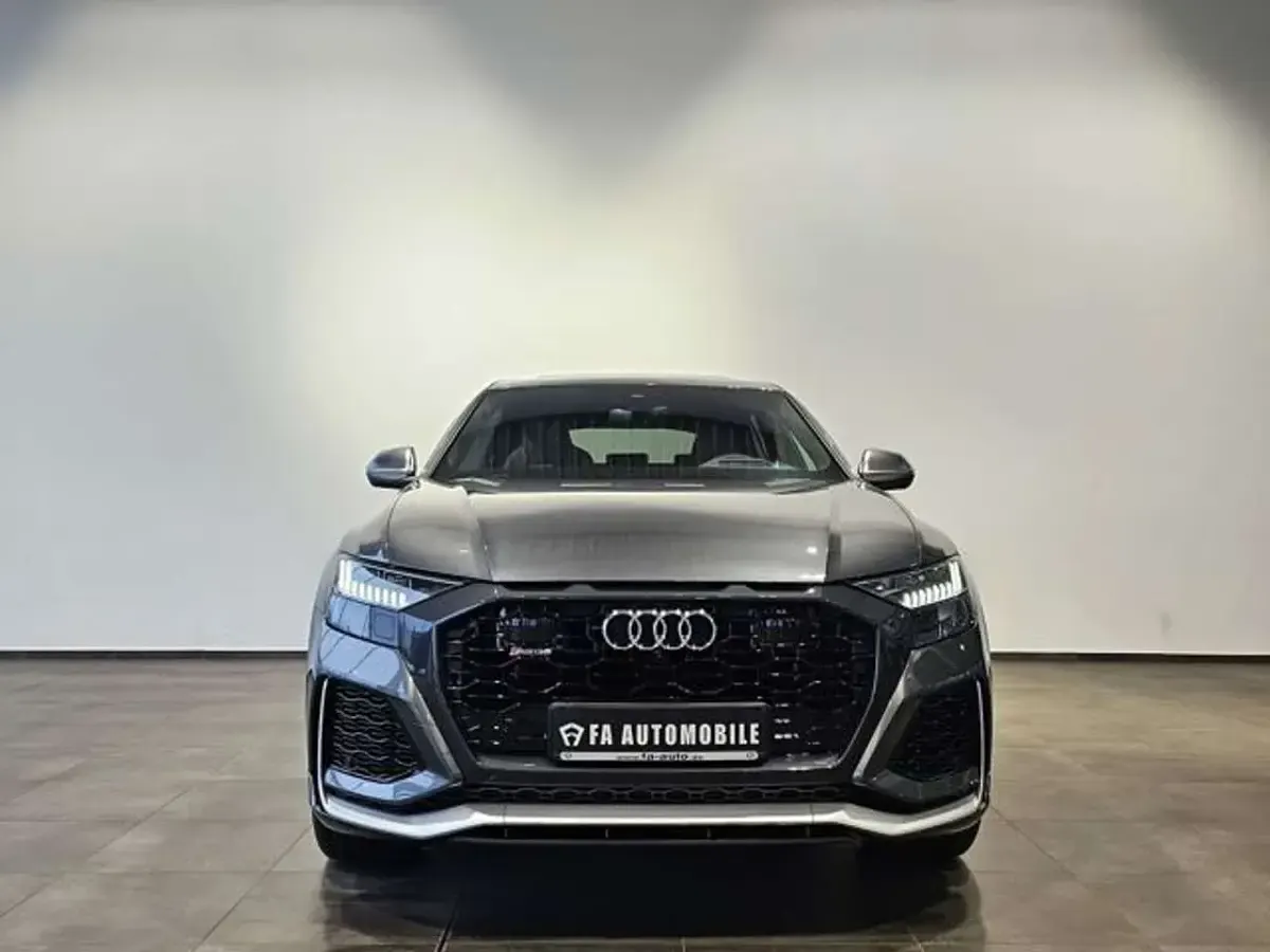 Gebraucht Audi Q8 600 PS (441 kW) 2022 Daytonagrau perleffekt SUV