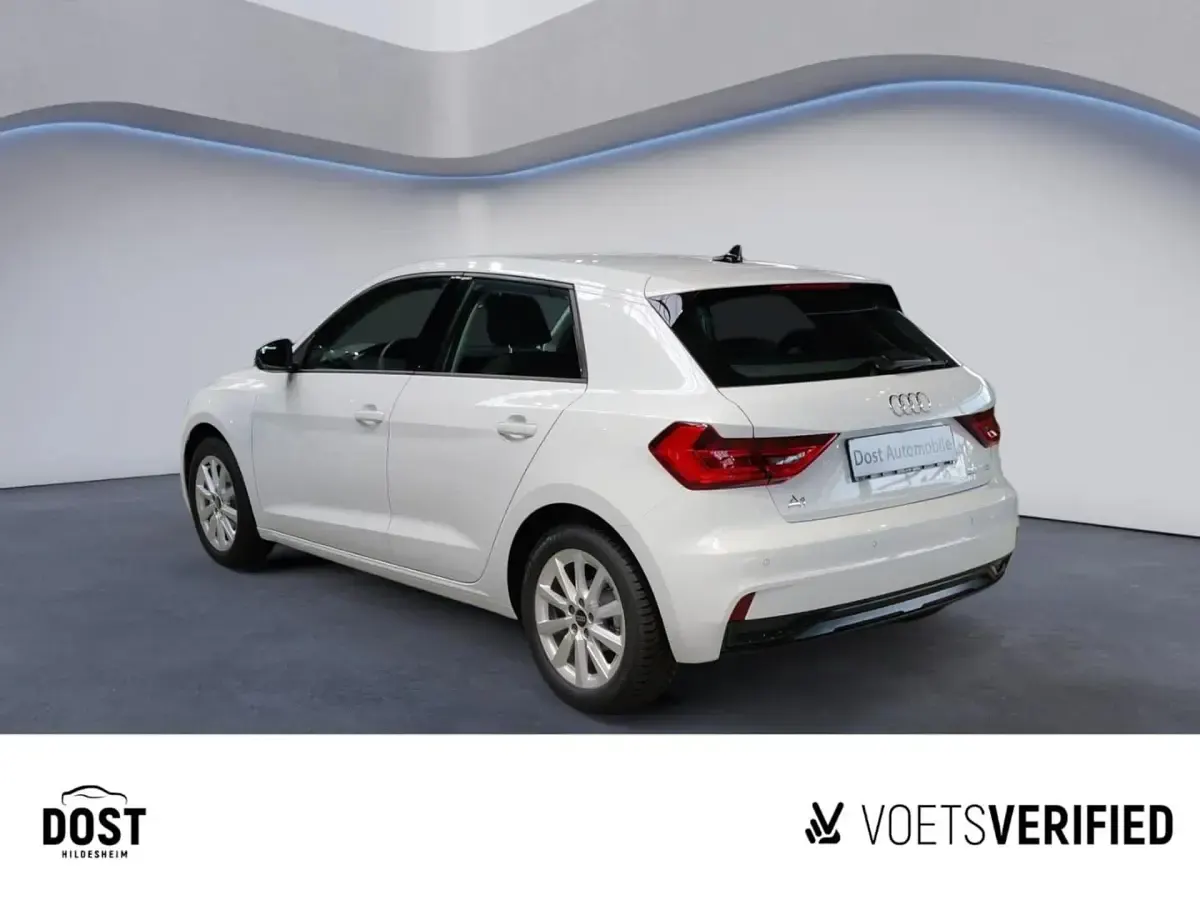 Gebraucht Audi A1 Sportback Advanced Plus 116 PS (85 kW) 2025 Gletscherweiß metallic Kleinwagen