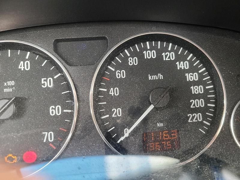 Second-hand Opel Astra 101 CP (74 kW) 2002 Argintiu Berlinǎ