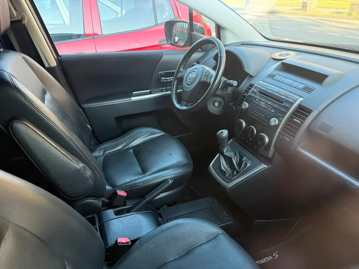 Brugt Mazda 5 140 HK (102 kW) 2008 Guld MPV