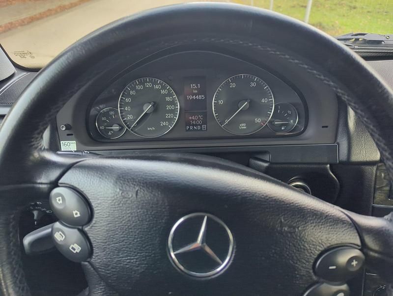 Gebraucht Mercedes G320 224 PS (164 kW) 2008 Grün SUV