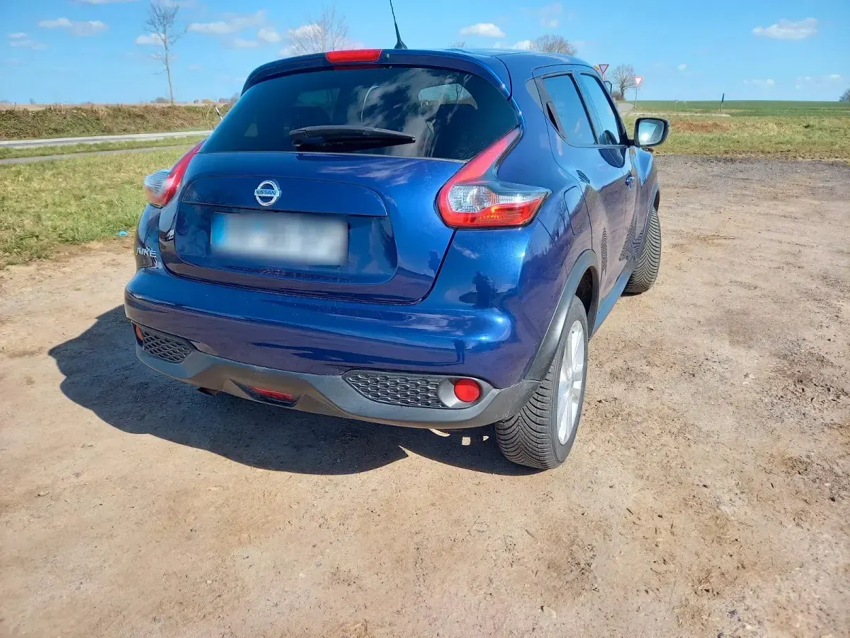 Gebraucht Nissan Juke Acenta 117 PS (86 kW) 2017 Blau SUV