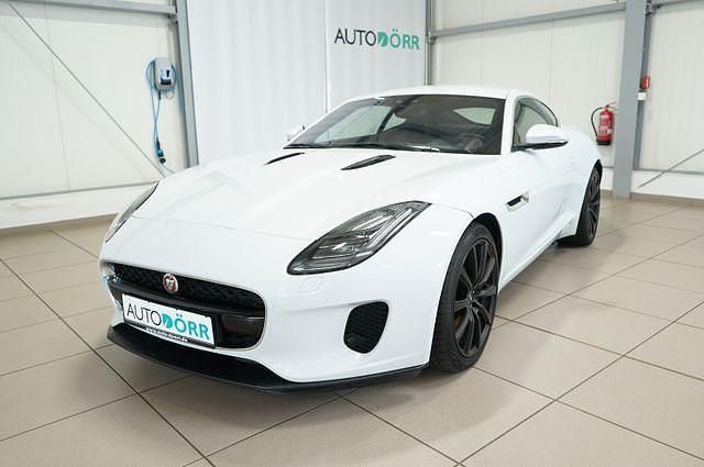 Weiß Gebraucht 2018 Jaguar F-Type Coupé | 34.900 € (Teuer) - Bild 1/4