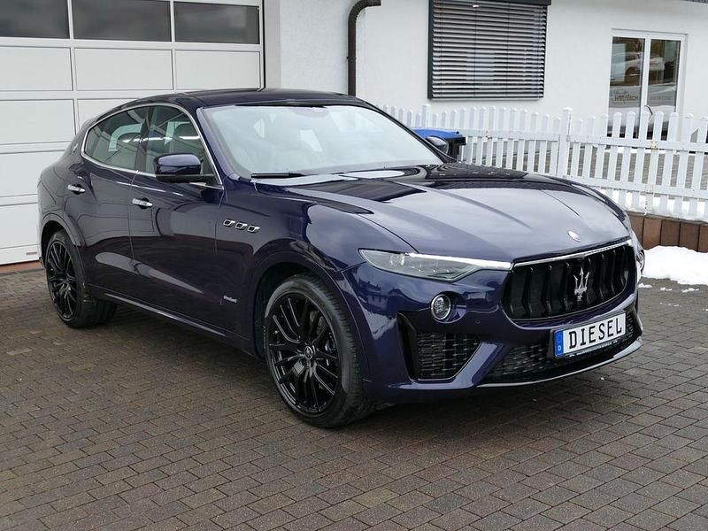 Gebraucht Maserati Levante 275 PS (202 kW) 2021 Blu passione met. SUV