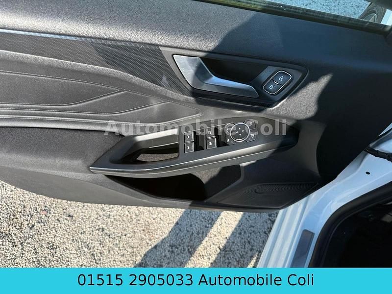 Gebraucht Ford Focus ST-Line 120 PS (88 kW) 2019 Weiß Kombi