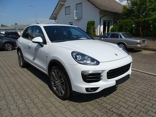 Gebraucht Porsche Cayenne S 385 PS (283 kW) 2014 Weiß SUV