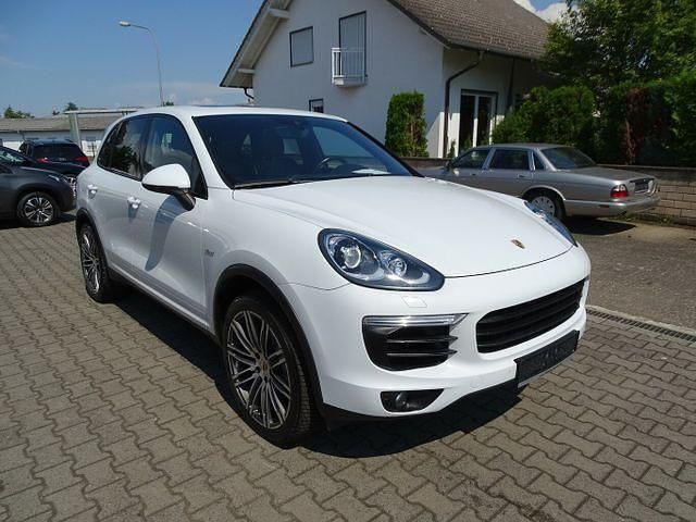 Weiß Gebraucht 2014 Porsche Cayenne S SUV | 26.990 € (Guter Preis) - Bild 1/4