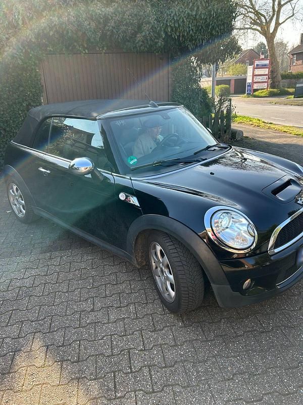 Gebraucht Mini Cooper S Cabriolet 174 PS (127 kW) 2010 Schwarz Cabrio