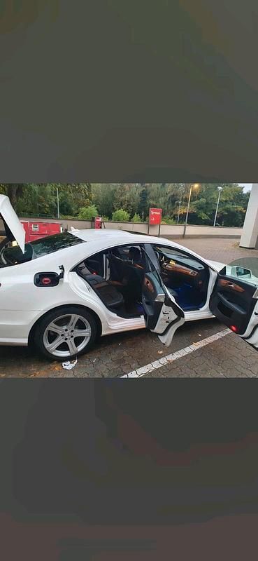 Gebraucht Mercedes CLS250 204 PS (150 kW) 2012 Weiß Limousine