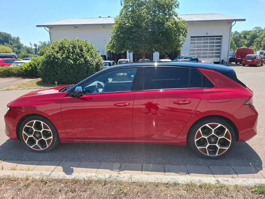 Gebraucht Opel Astra GS Line 181 PS (133 kW) 2022 Rot Kleinwagen