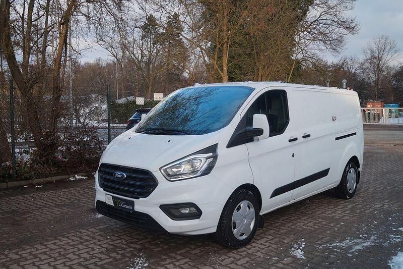 Gebraucht Ford Transit Custom 131 PS (96 kW) 2020 Weiß Van / Kleinbus