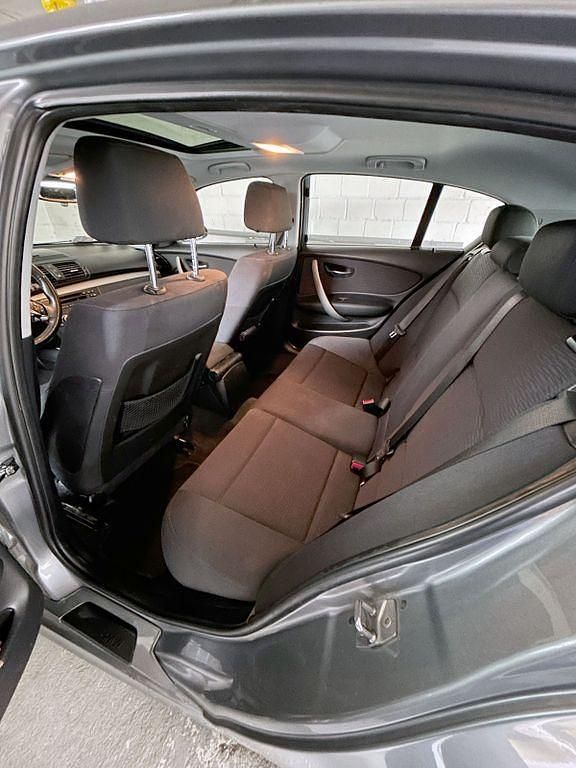 Gebraucht BMW 116 116 PS (85 kW) 2009 Grau Kleinwagen