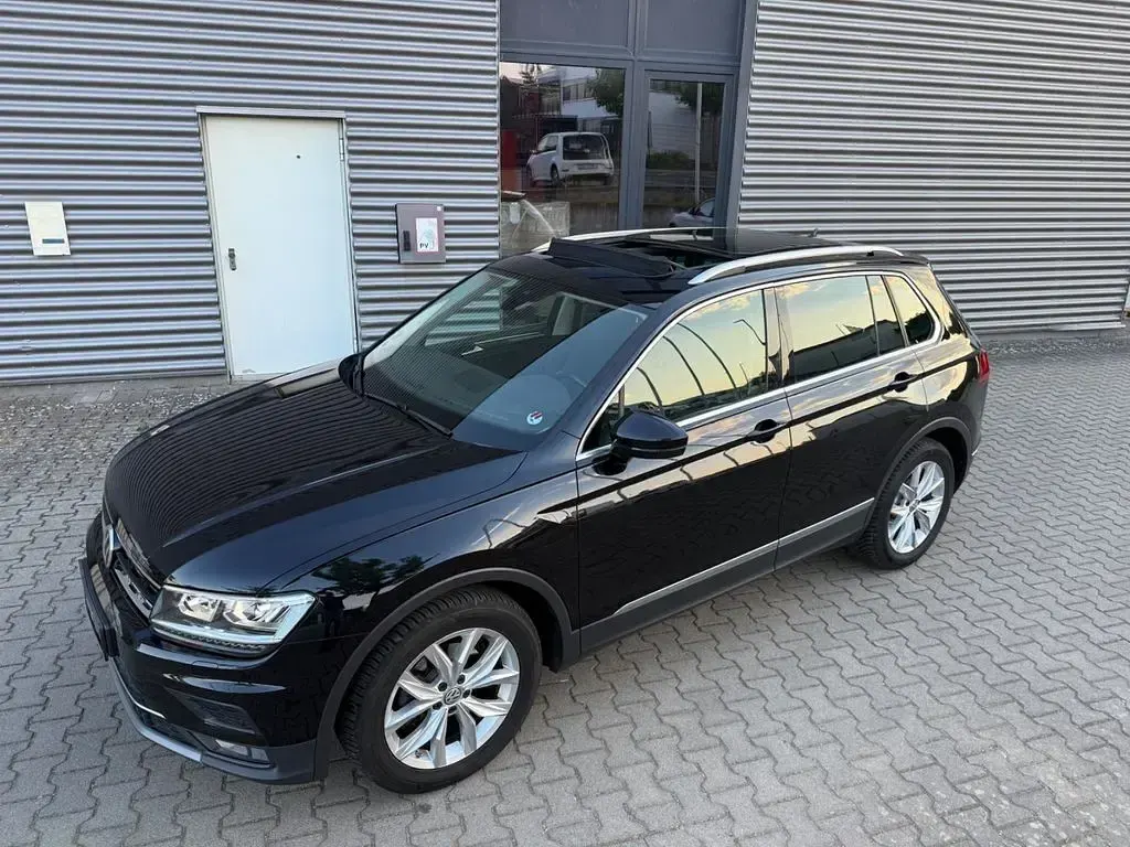 Gebraucht VW Tiguan Highline 150 PS (110 kW) 2018 Schwarz SUV