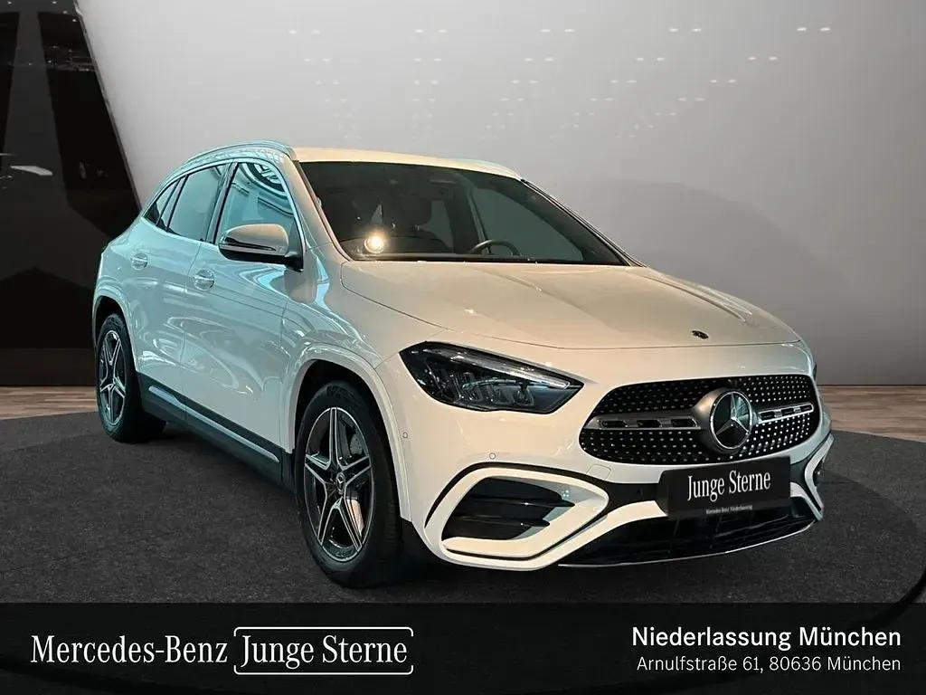 Gebraucht Mercedes GLA200 Advanced Plus 163 PS (119 kW) 2025 Weiß SUV