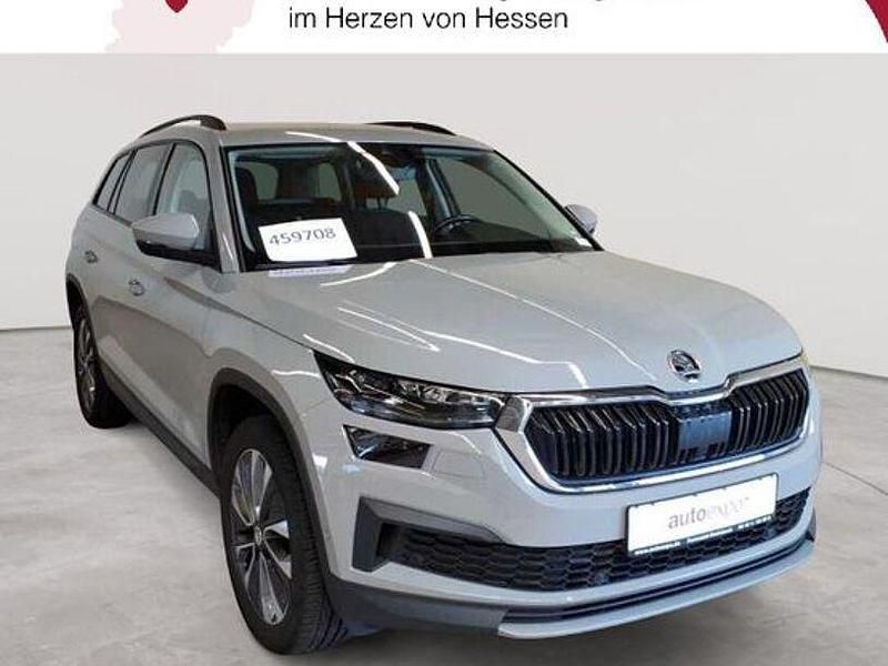 Stahlgrau uni Gebraucht 2022 Skoda Kodiaq Clever SUV | 25.990 € (Fairer Preis) - Bild 1/4