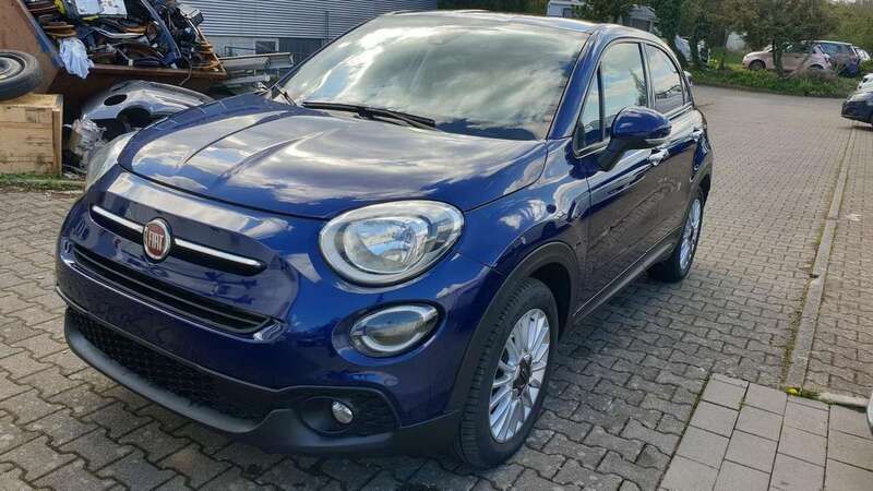 Colore esterno (venezia blau)metallic Gebraucht 2021 Fiat 500X SUV | 12.790 € (Guter Preis) - Bild 1/4