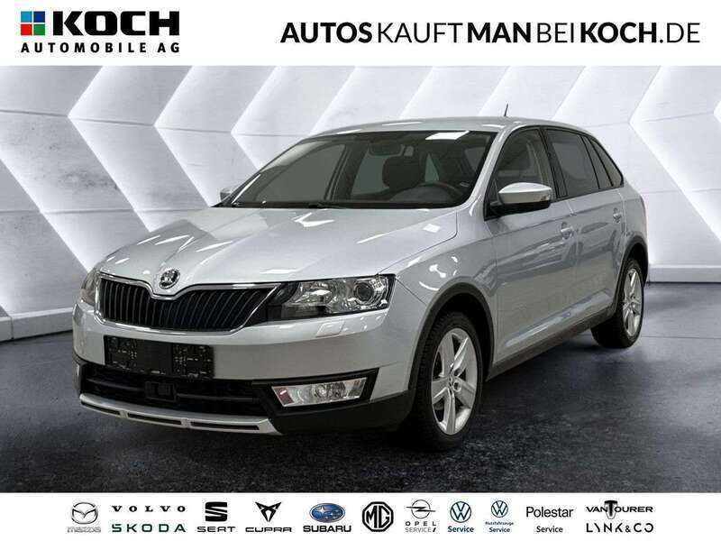 Silber Gebraucht 2016 Skoda Rapid Kombi | 13.999 € (Teuer) - Bild 1/4