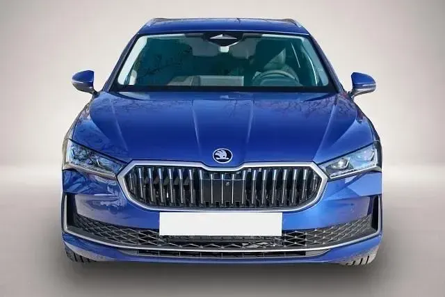 Neu Skoda Superb SportLine 204 PS (150 kW) 2026 Manufacturer Kombi