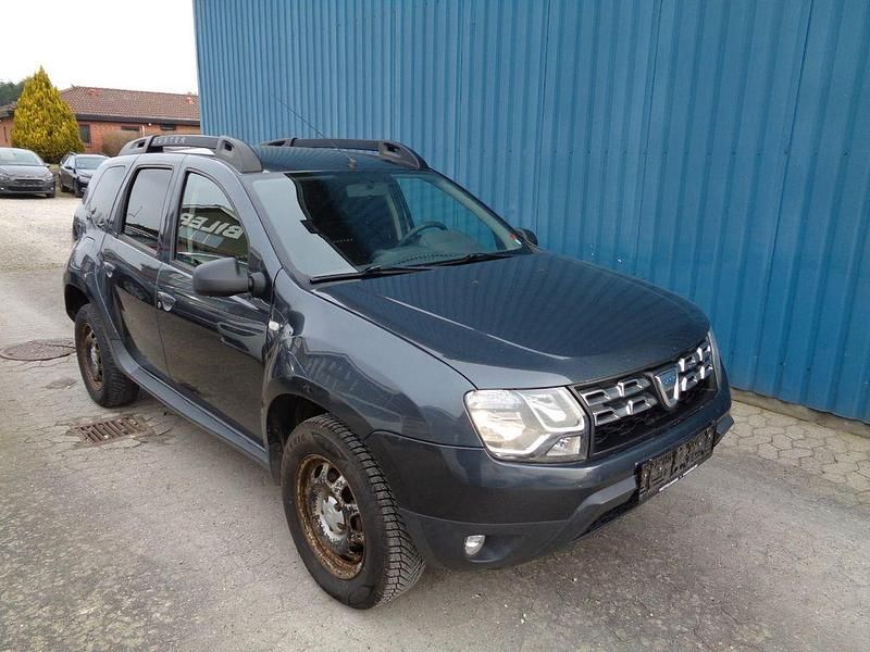 Gebraucht Dacia Duster Lauréate 109 PS (80 kW) 2014 Grau SUV
