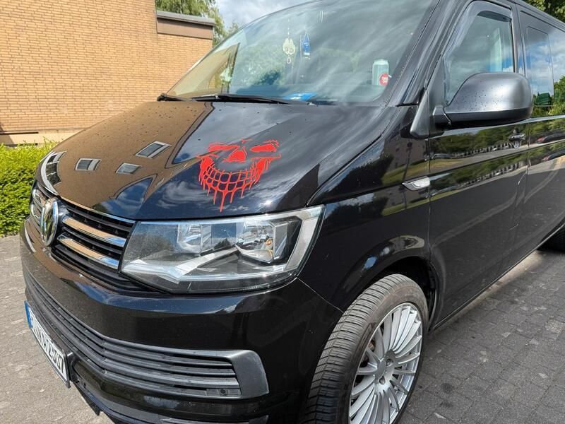 Schwarz Gebraucht 2016 VW T6 Van | 24.950 € (Guter Preis) - Bild 1/4