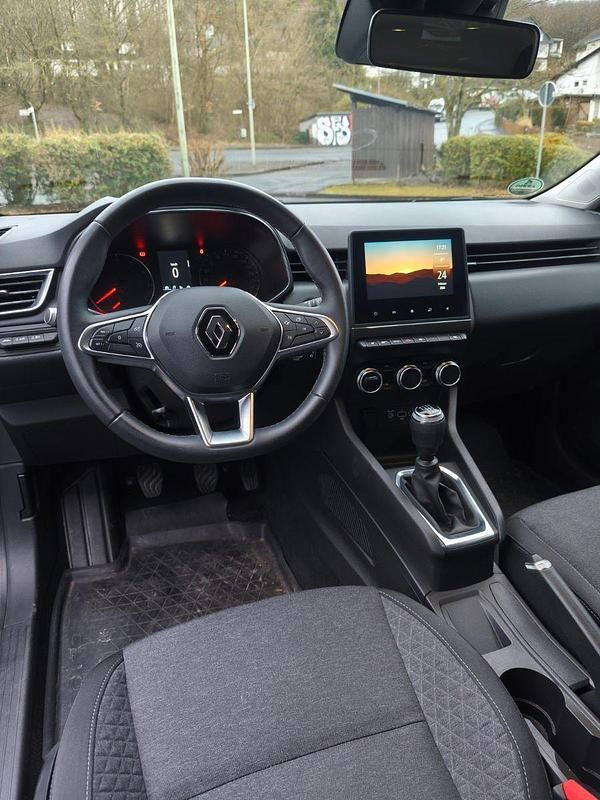 Gebraucht Renault Clio V Zen 91 PS (66 kW) 2021 Blau Kleinwagen