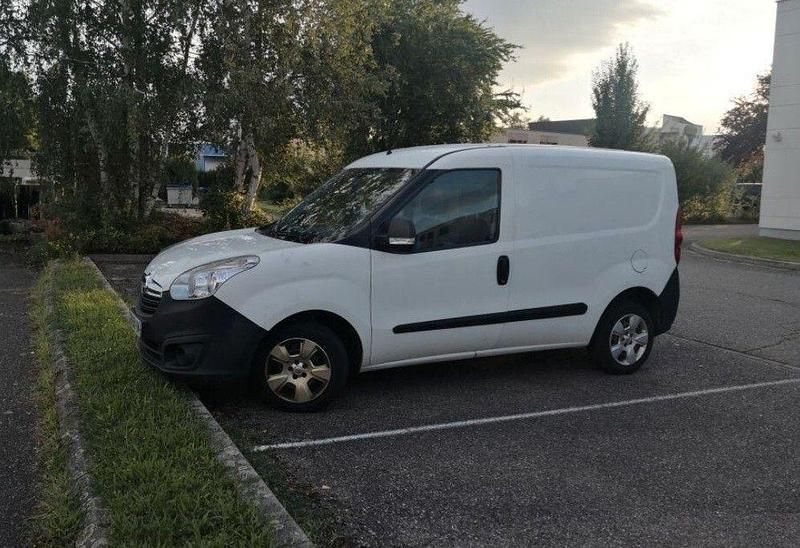 Weiß Gebraucht 2014 Opel Combo Life Van / Kleinbus | 4.300 € (Superpreis) - Bild 1/4
