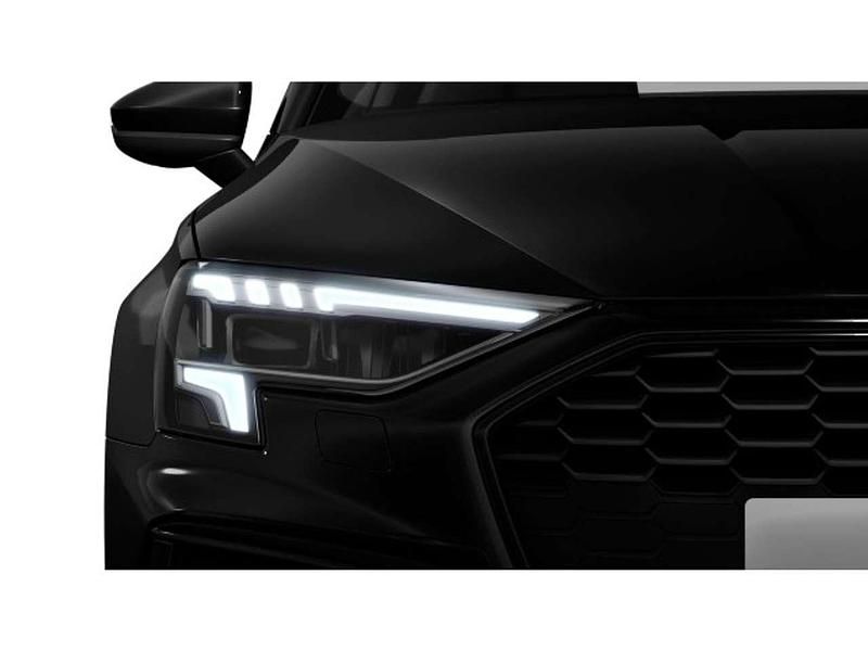 Gebraucht Audi A3 S-Line 150 PS (110 kW) 2022 Mythosschwarz metallic Limousine