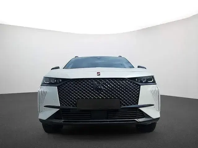 Gebraucht DS Automobiles DS7 Crossback Performance Line Plus 131 PS (96 kW) 2024 Weiß SUV