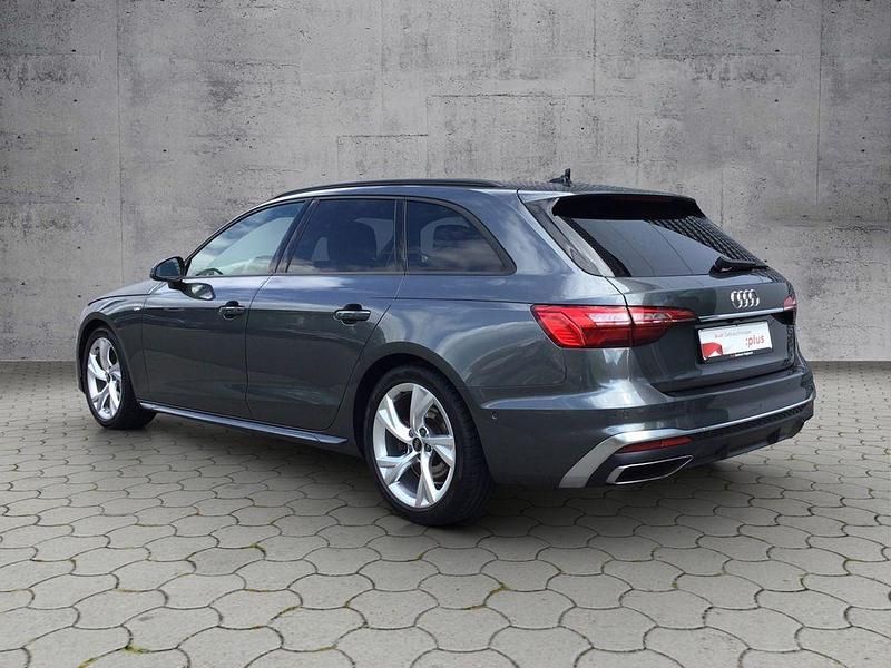 Gebraucht Audi A4 S-Line 204 PS (150 kW) 2024 Daytonagrau perleffekt Kombi