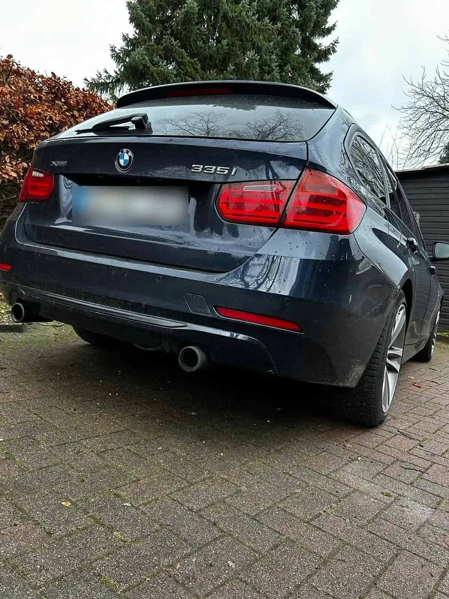 Gebraucht BMW 335 306 PS (225 kW) 2013 Blau Kombi