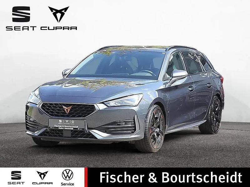 Grau Gebraucht 2022 Cupra Leon VZ Limousine | 28.180 € (Etwas zu teuer) - Bild 1/4