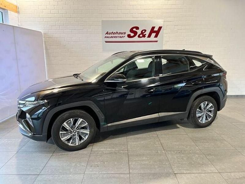 Second-hand Hyundai Tucson Select 150 CP (110 kW) 2021 Negru SUV