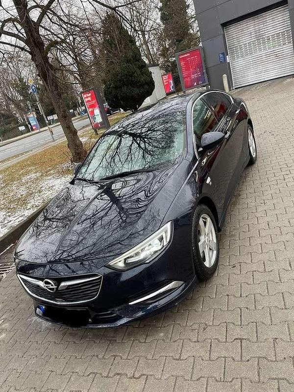 Blau Gebraucht 2019 Opel Insignia Sport Limousine | 15.000 € (Superpreis) - Bild 1/4