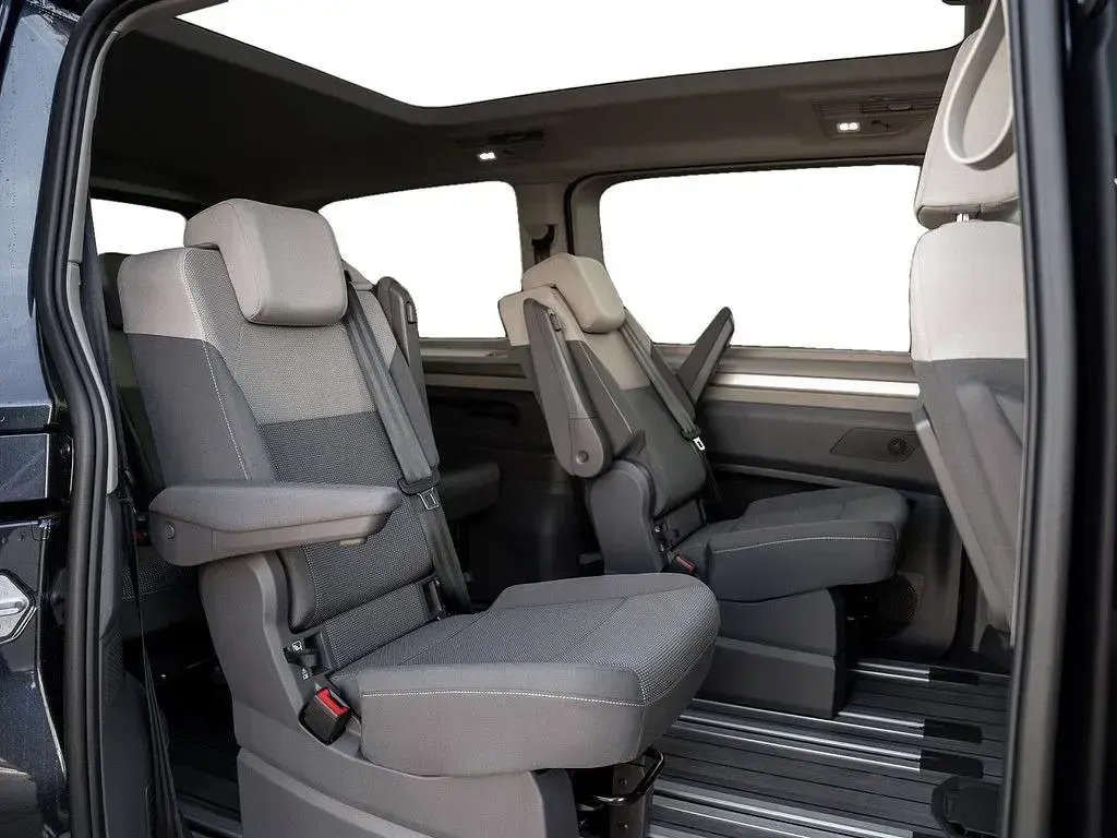 Gebraucht VW Multivan Goal 245 PS (180 kW) 2026 Starlight blue Van / Kleinbus