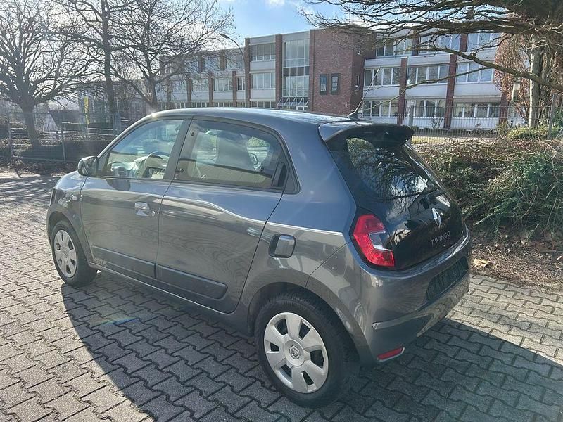 Gebraucht Renault Twingo SE 73 PS (53 kW) 2019 Grau Kleinwagen