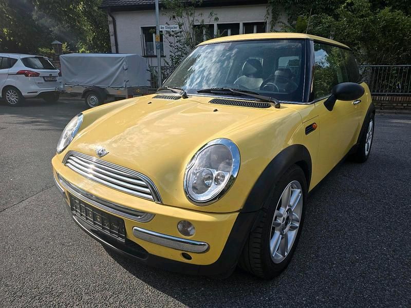 Gebraucht Mini ONE 90 PS (66 kW) 2004 Gelb Kleinwagen