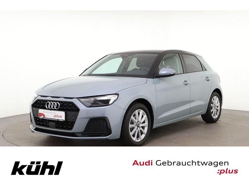 Pfeilgrau perleffekt Gebraucht 2024 Audi A1 Sportback Basis Kleinwagen | 22.980 € (Guter Preis) - Bild 1/4
