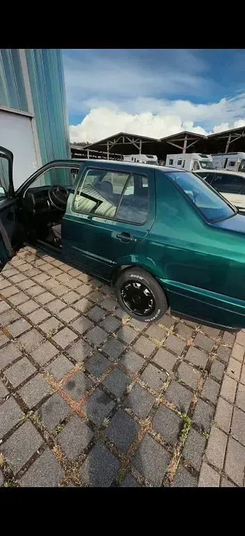 Gebraucht VW Jetta 90 PS (66 kW) 1995 Grün Limousine