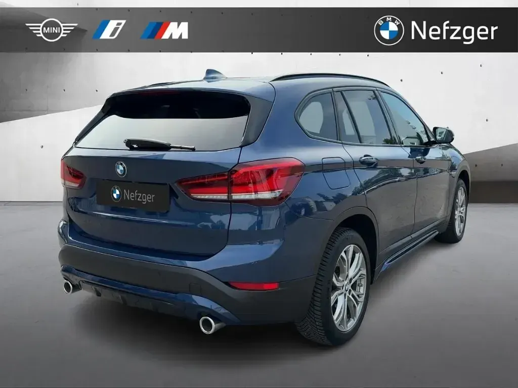 Gebraucht BMW X1 Sport Line 190 PS (139 kW) 2022 Blau SUV