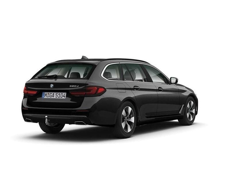 Gebraucht BMW 520 190 PS (139 kW) 2022 Schwarz Kombi