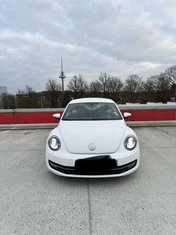 Weiß Gebraucht 2012 VW Beetle Pure Limousine | 5.900 € (Teuer) - Bild 1/4